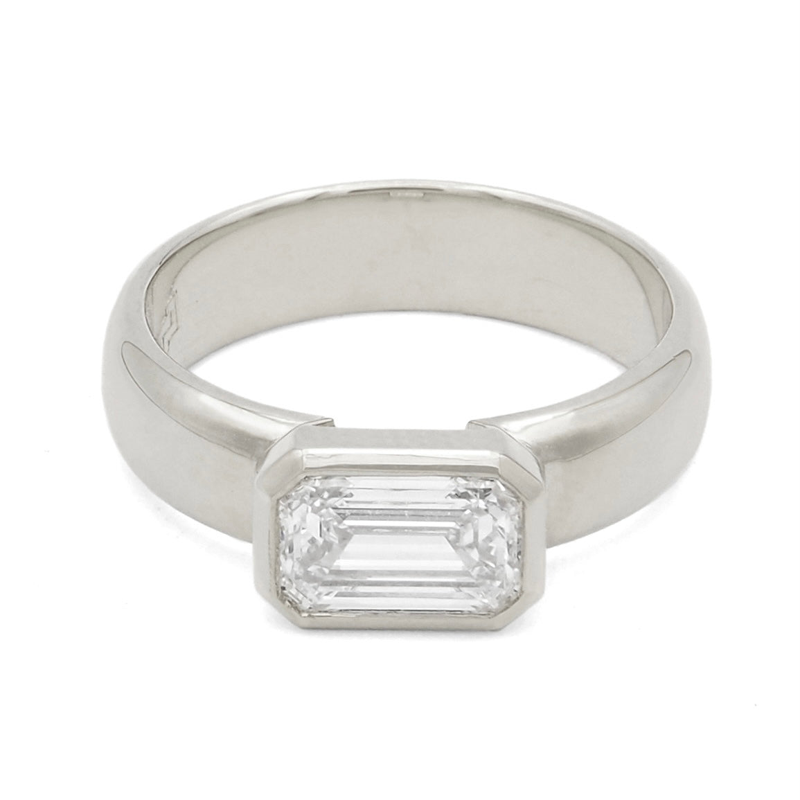 Rowlands Ring • White Diamond • White Gold