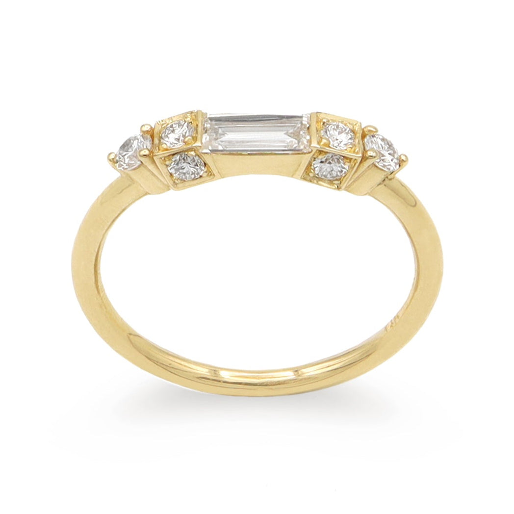 Lisa Ring • White Diamond • Yellow Gold
