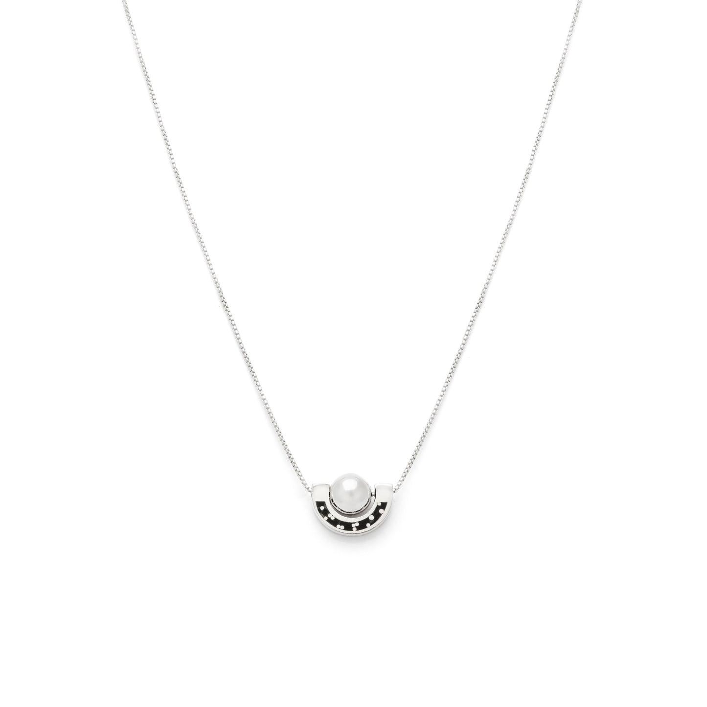 Dia Necklace • Silver • Black