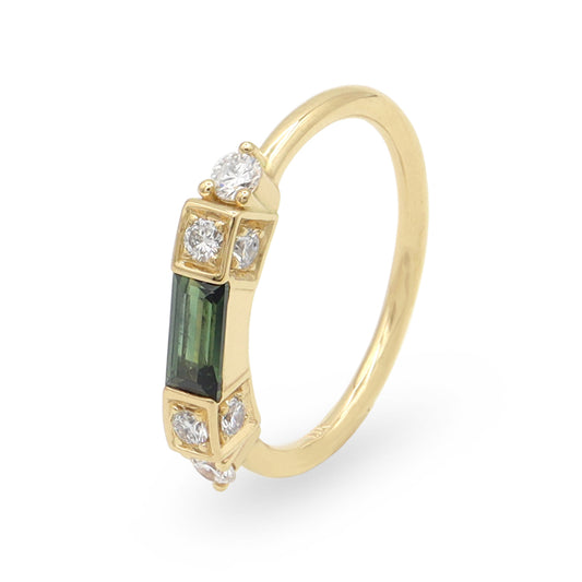 Lisa Ring • Teal Sapphire • Yellow Gold