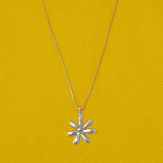 Daisy Pendant